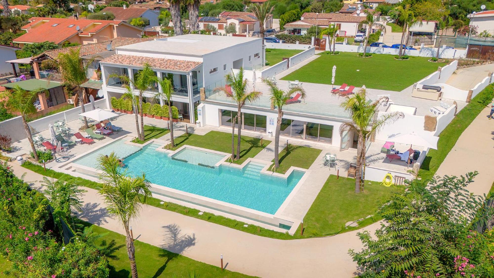 Palm Beach Resort Арбатакс Екстер'єр фото